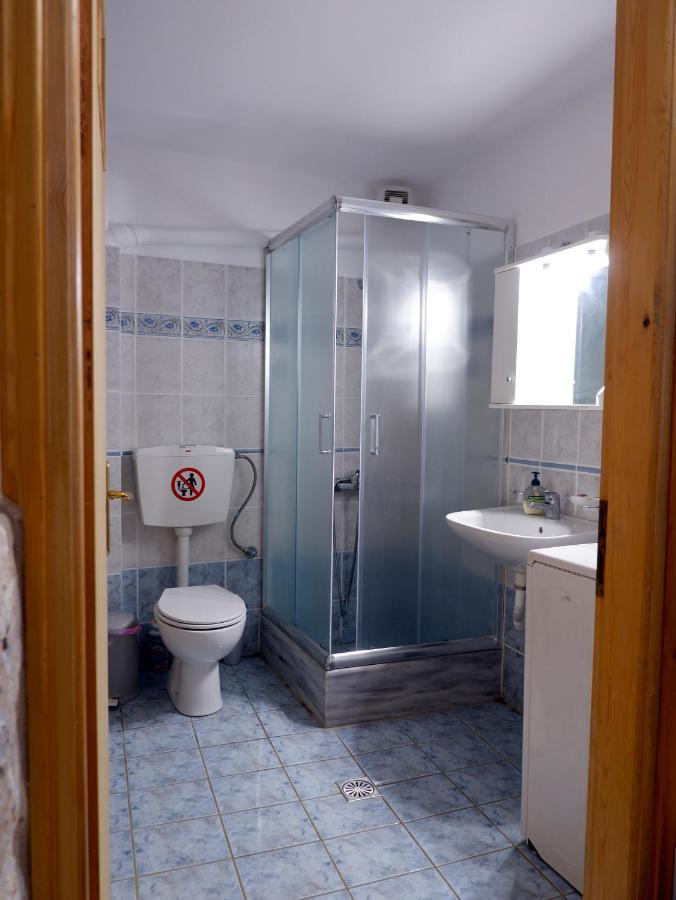 Néon Oítilon Mani Home מראה חיצוני תמונה
