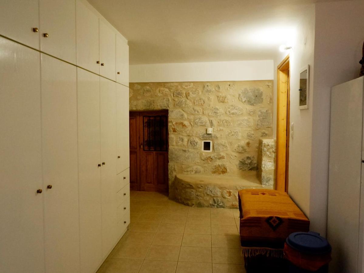 Néon Oítilon Mani Home מראה חיצוני תמונה